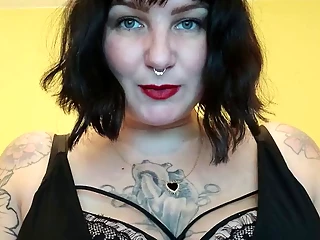 Vends-ta-culotte - JOI and humiliation with busty dominatrix